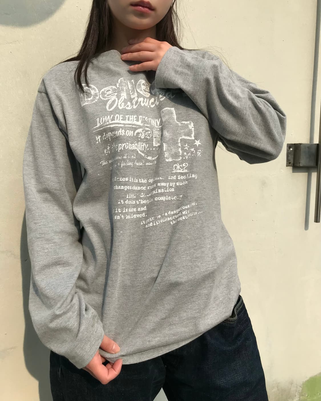 그레이 그래픽 롱슬리브  상품이미지3