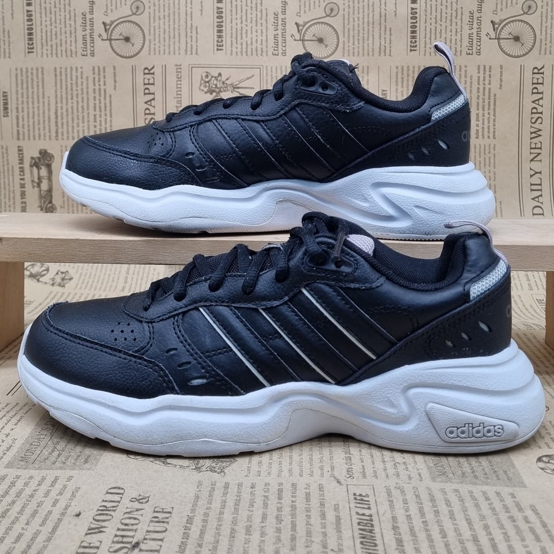 아디다스 스트러터 여성운동화240 상품이미지1