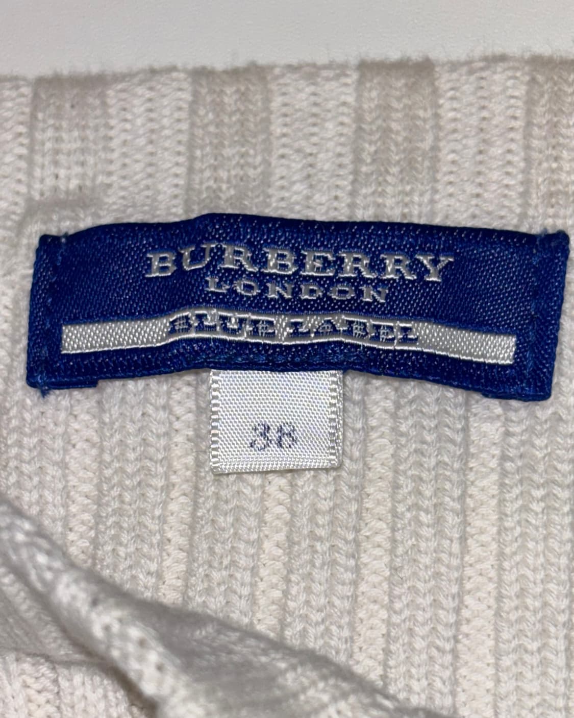 Burberry 버버리 블루라벨 코튼 래글런 니트 상품이미지9