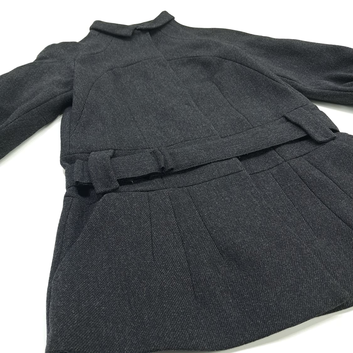 CN709 M 프라다 버진울 벨티드 벌룬소매 코트 상품이미지7