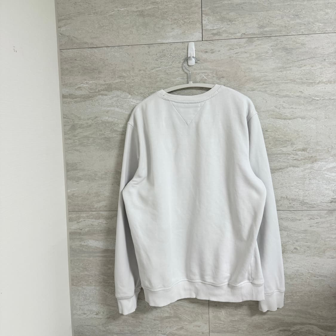 타미힐피거 맨투맨 상품이미지4