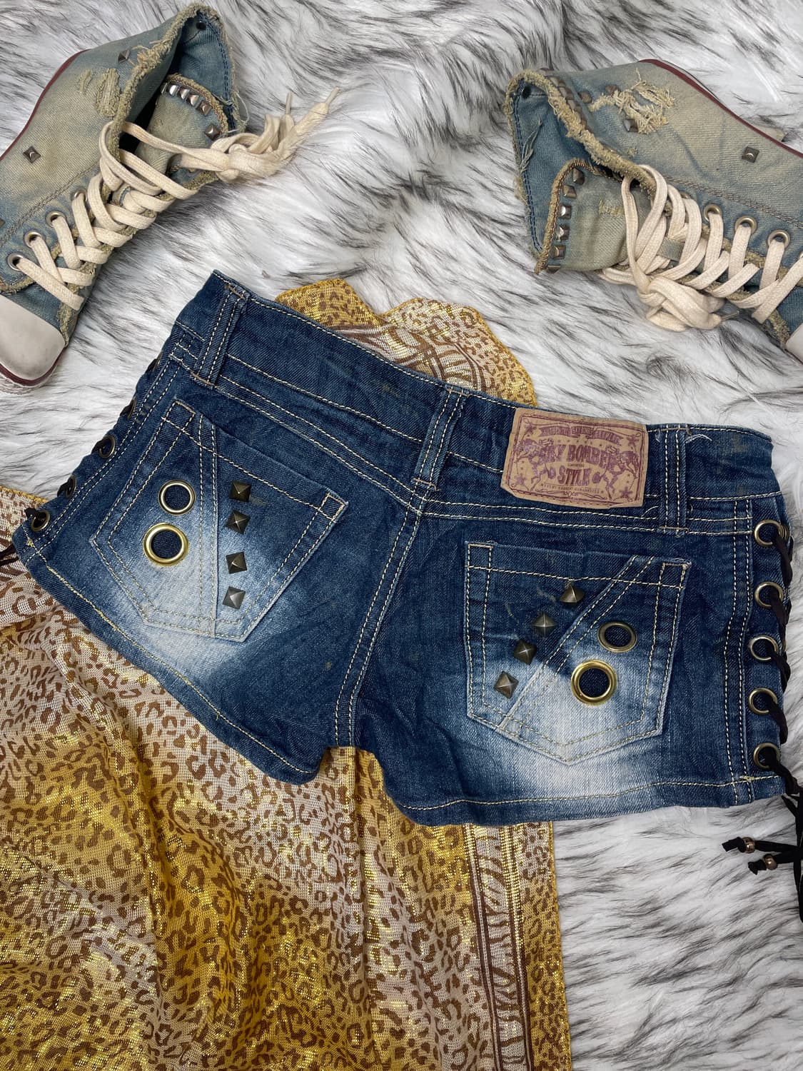 빈티지 로우라이즈 스터드 팬츠 쇼츠 스카이봄버  상품이미지3