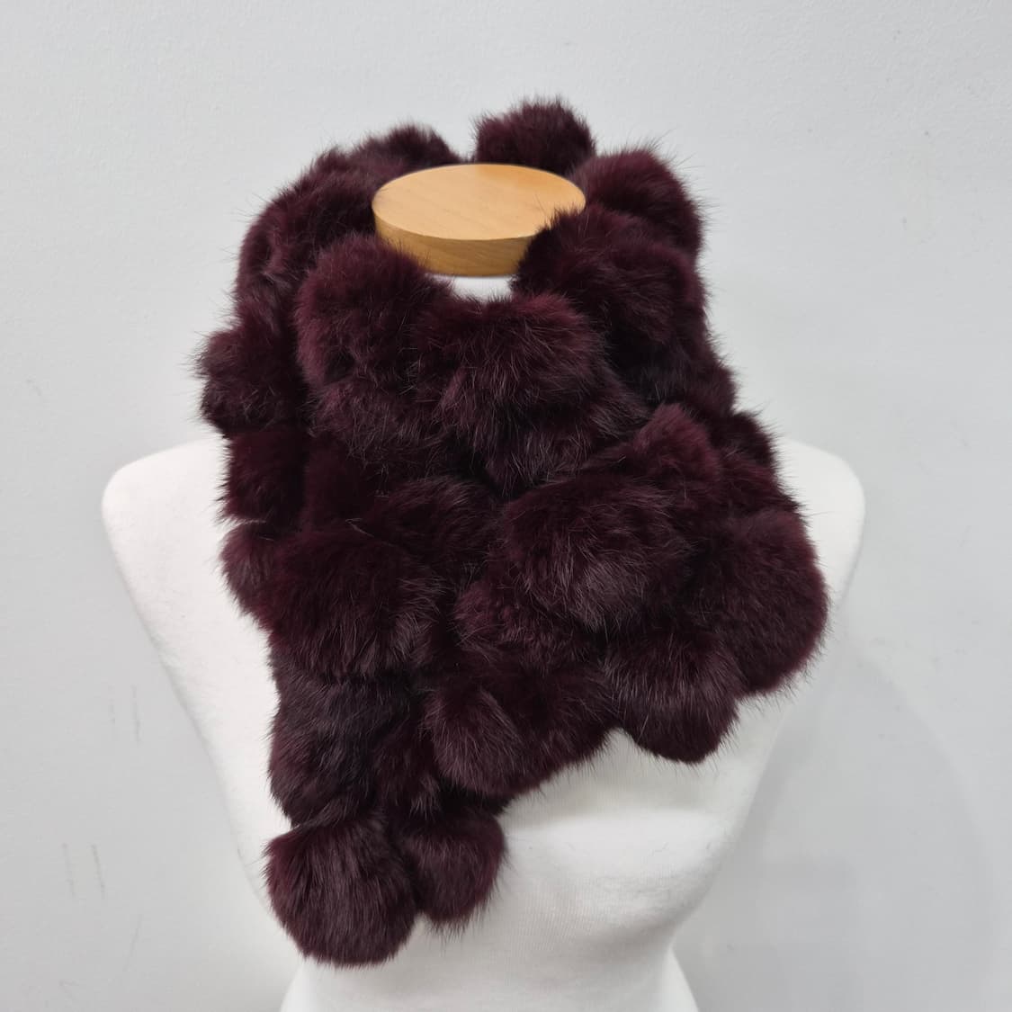 와인브라운 토끼털 래빗퍼  폼폼 롱 머플러 상품이미지1