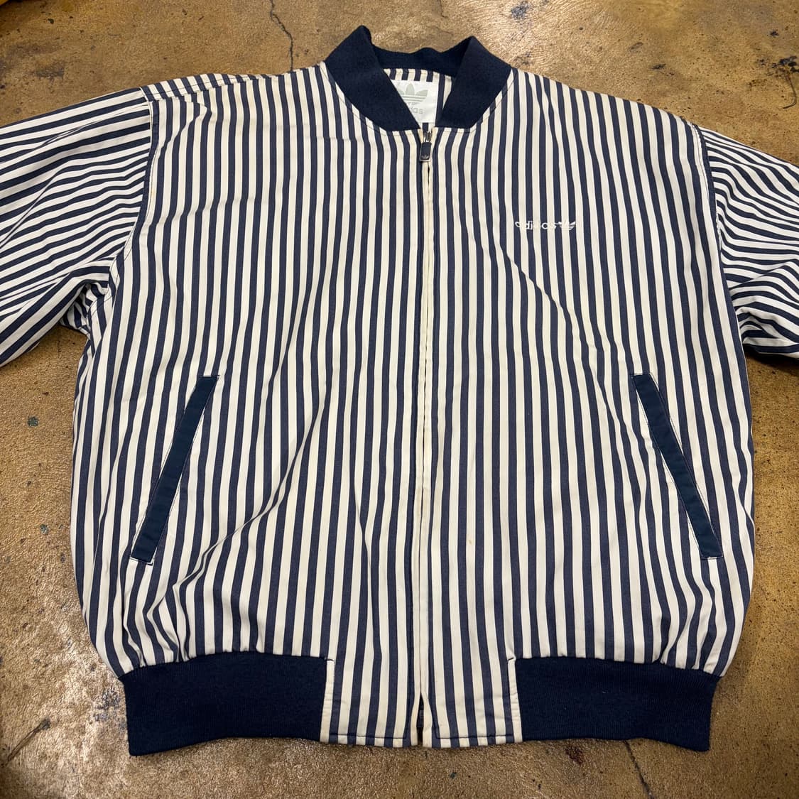 아디다스 네이비 스트라이프 자켓 105 상품이미지3