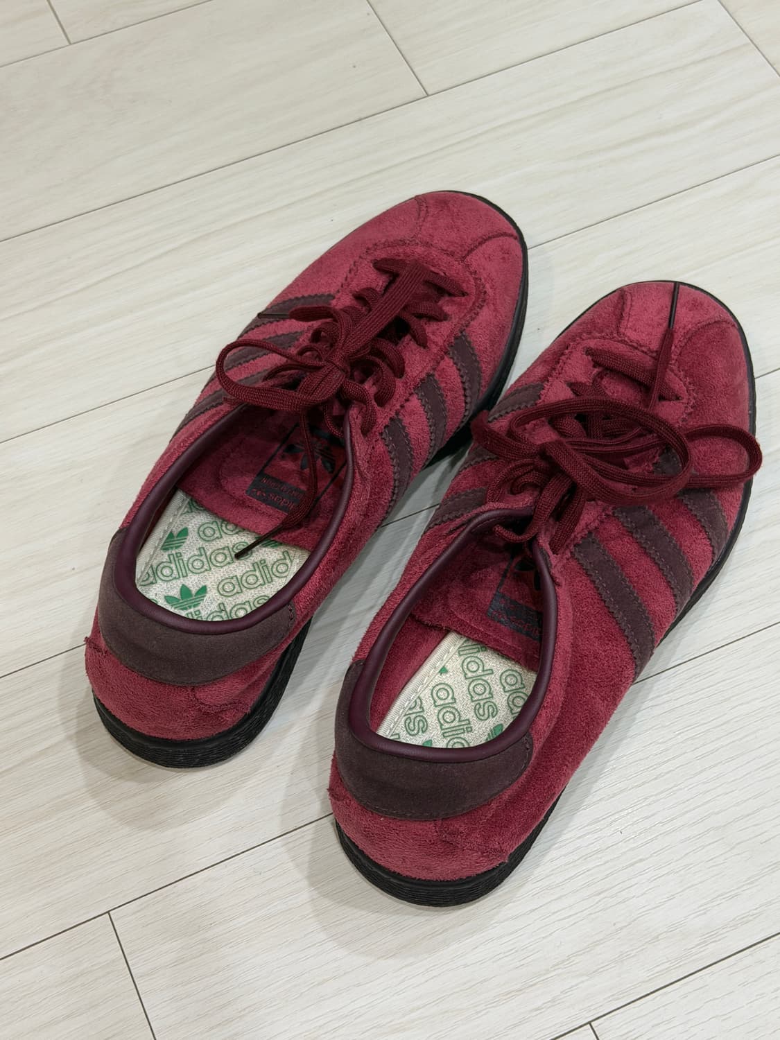 아디다스 토바코 버건디 스니커즈 235 상품이미지1