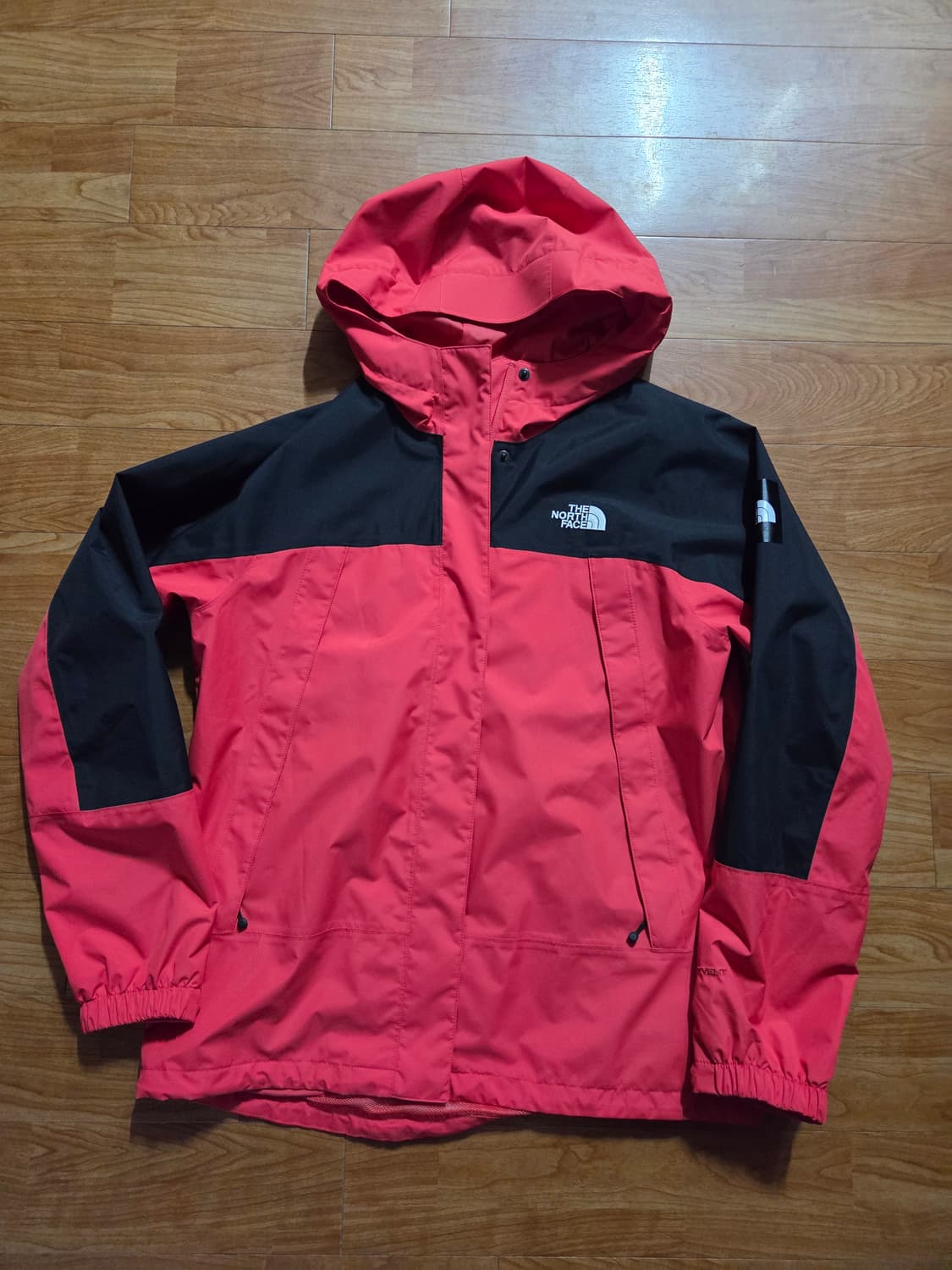 노스페이스 바람막이 상품이미지1