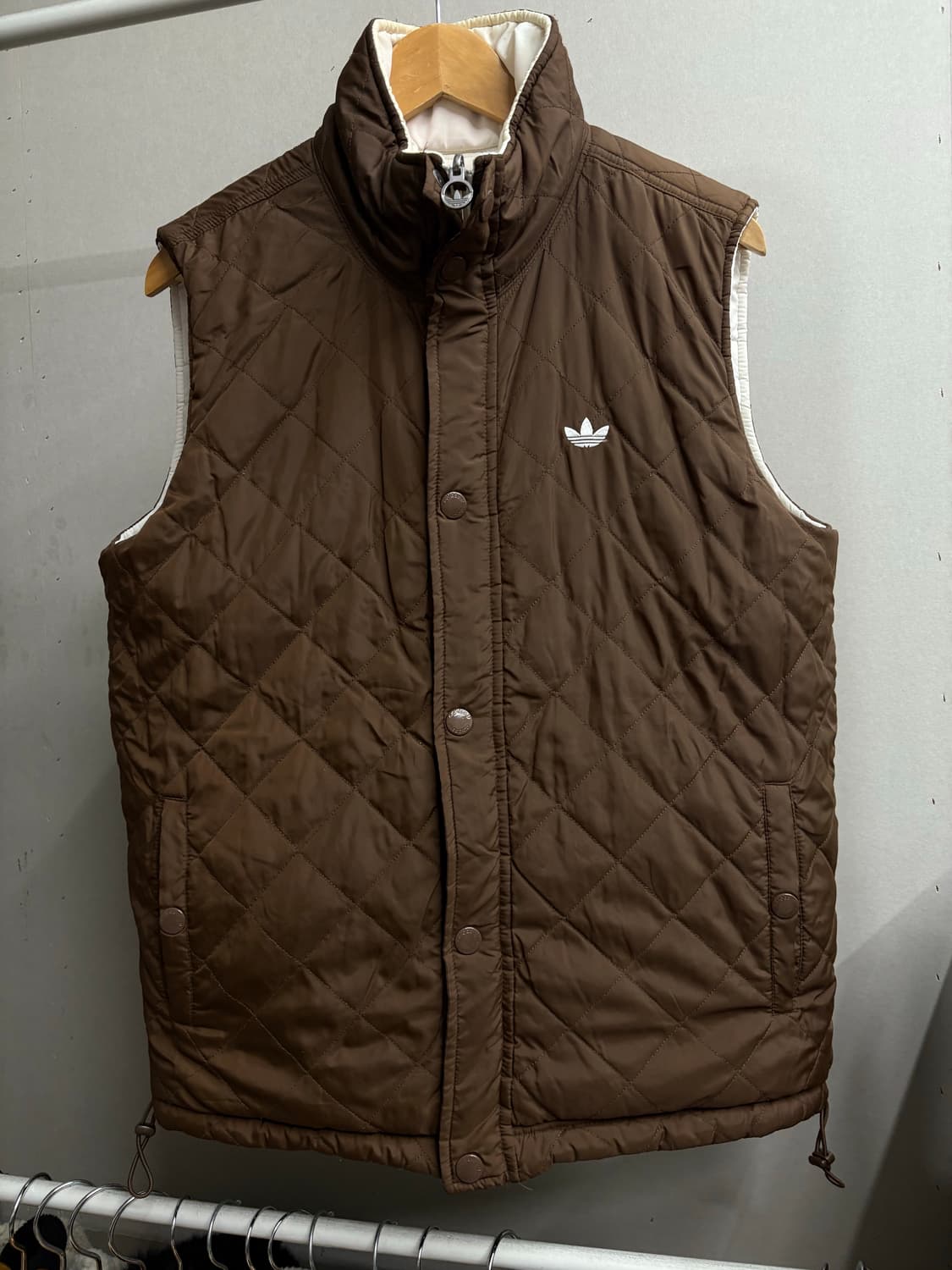 아디다스00s 초코 브라운 리버시블 패딩조끼 상품이미지2