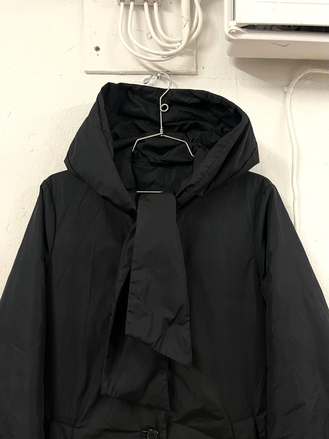 프라다 스카프 후드 패디드 롱코트 상품이미지2