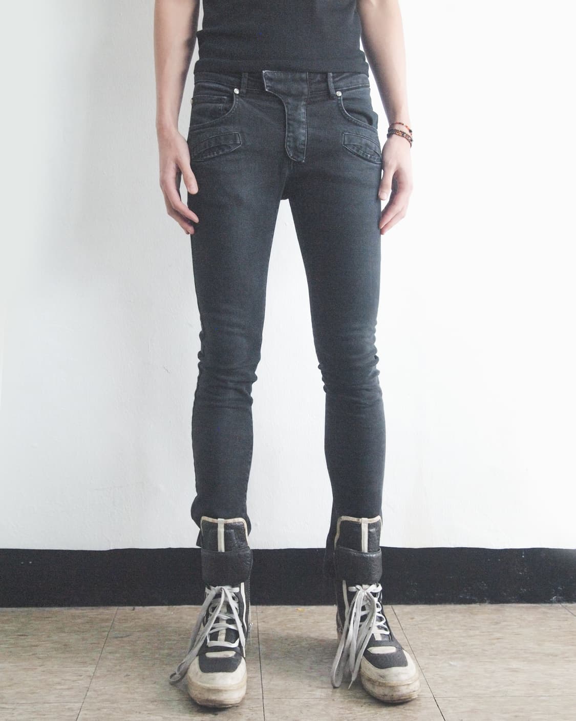 발망 클래식 슬림핏 바이커 블랙진 상품이미지1