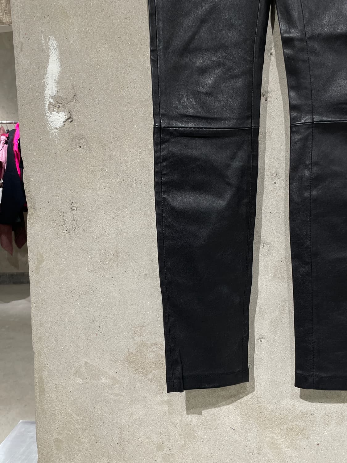 헬무트랭 블랙 램스킨 레더 밴딩 팬츠 상품이미지4
