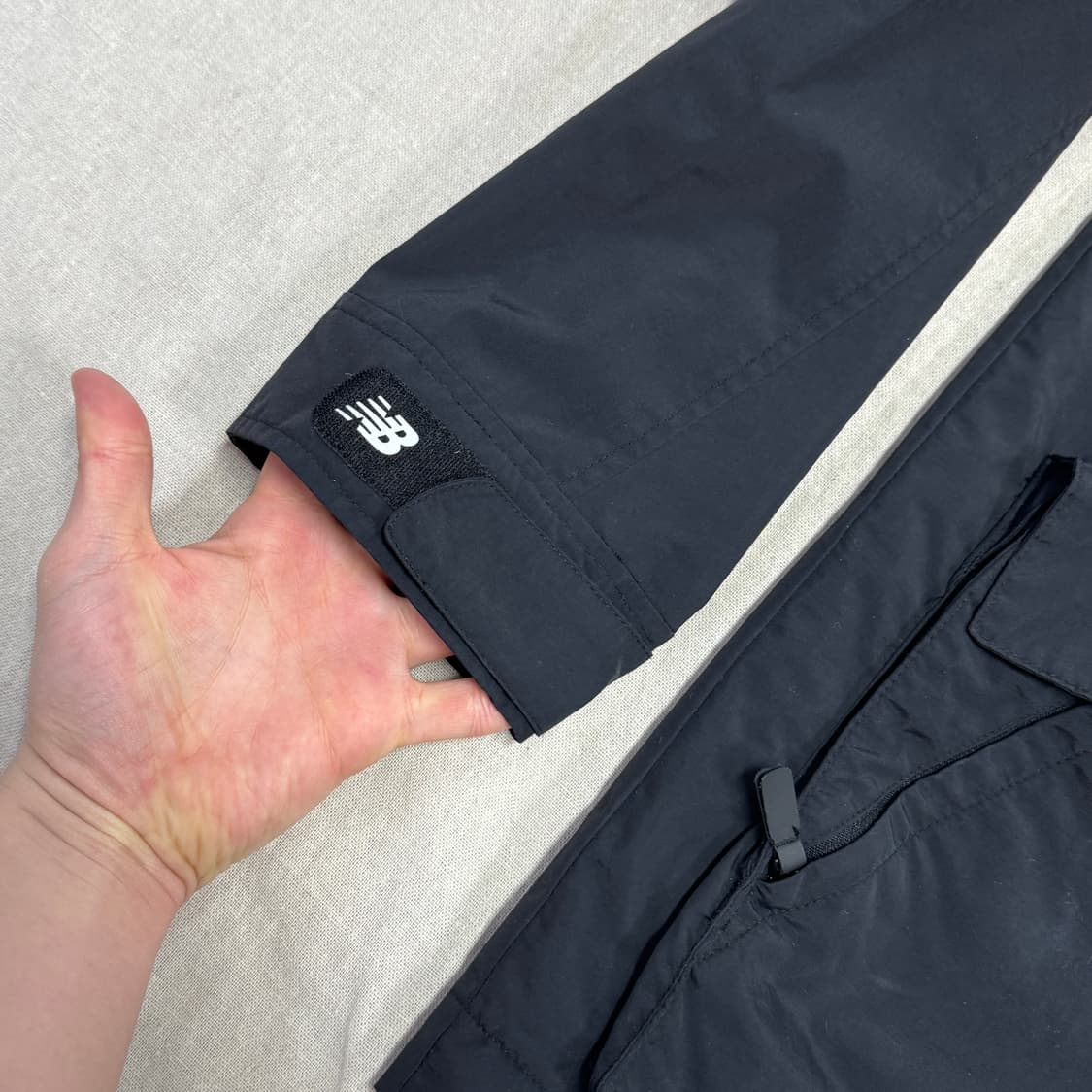 뉴발란스 대장급 에센셜 바람막이 105 상품이미지4
