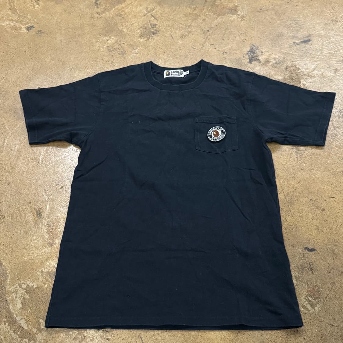 베이프 비지워크 포켓 백로고 블랙 반팔 티 상품이미지2