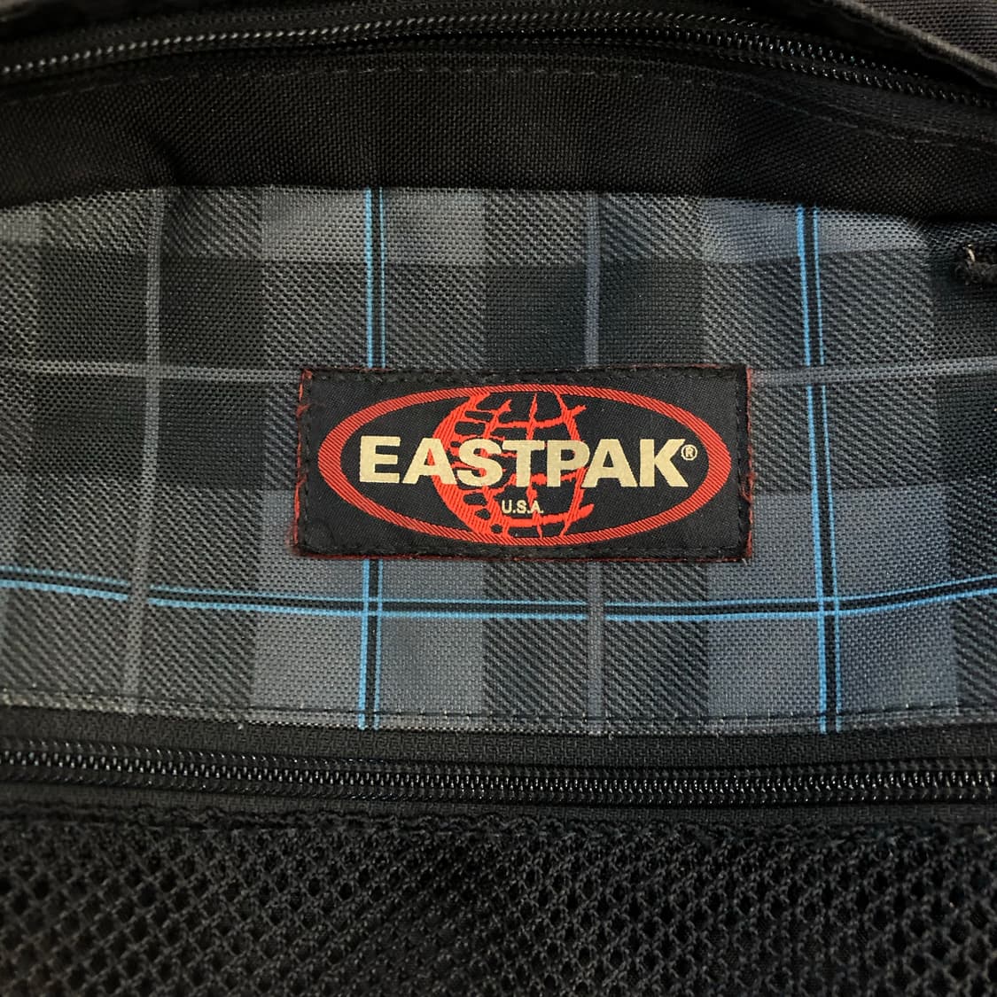 이스트팩 백팩 상품이미지2