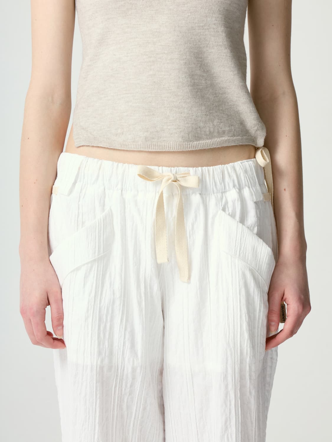 글로니 DARLING POCKET STRAP PANTS (WHITE) 상품이미지2