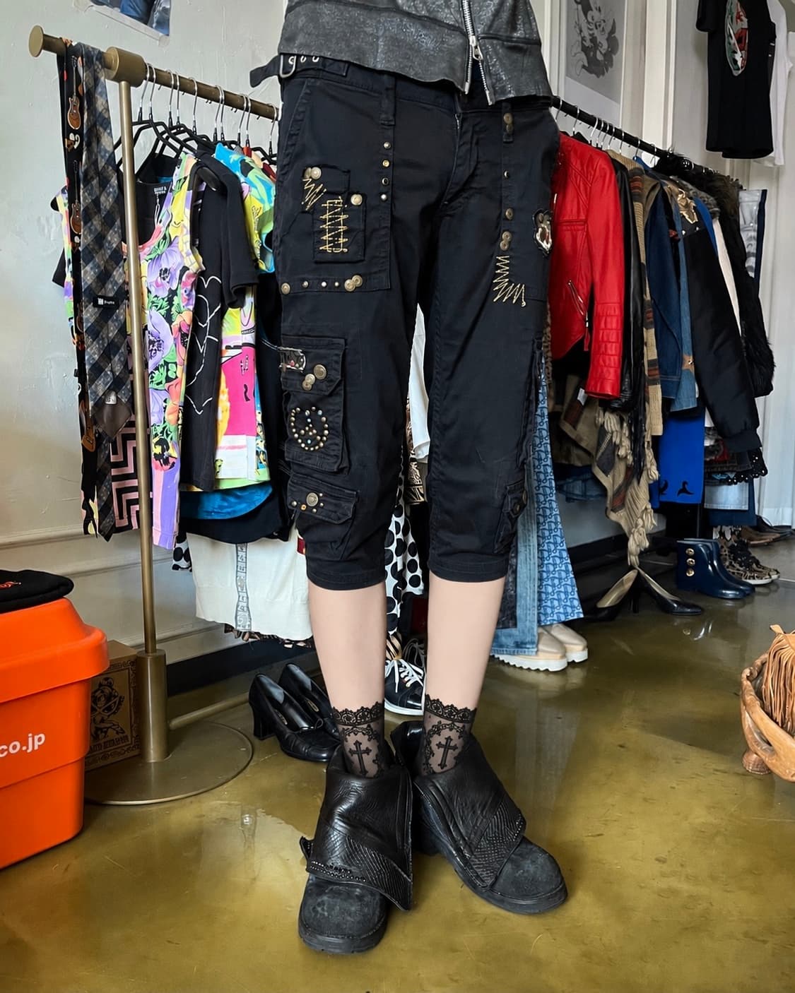 90-00s Robin's Jean Studed Black Cargo 상품이미지3