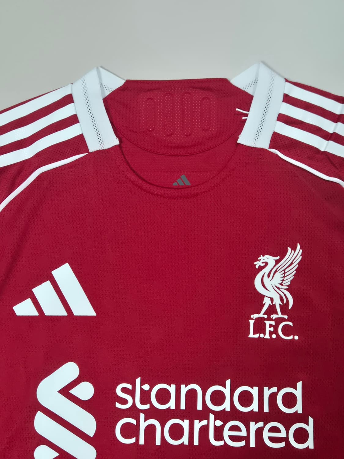 25-26 리버풀 홈 에키티케 챔스패치 긴팔 유니폼 XL사이즈 상품이미지3