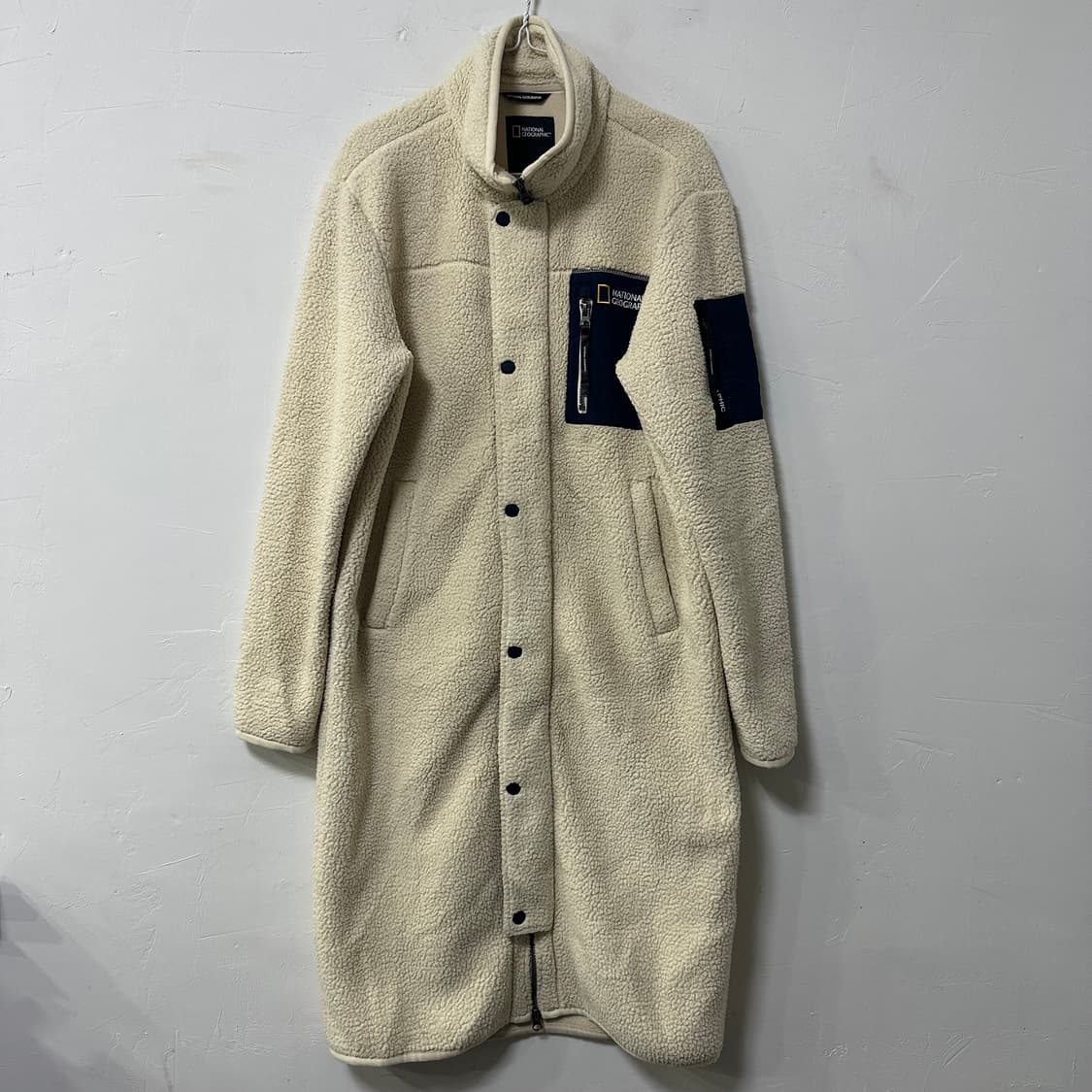 (95) 내셔널지오그래픽 뽀글이 롱 코트 아이보리 상품이미지1