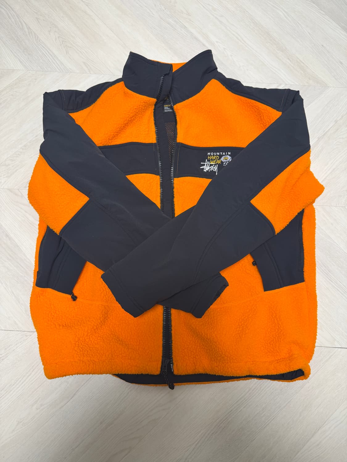 스투시 마운틴하드웨어 후리스 상품이미지1