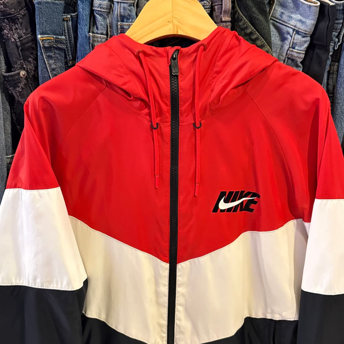 나이키 배색 빅스우시 윈드러너 바람막이 상품이미지4