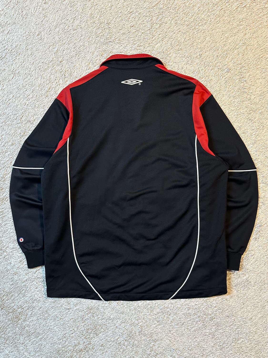 엄브로 잉글랜드 사이드라인 배색 트랙탑 져지 블랙 레드 상품이미지3