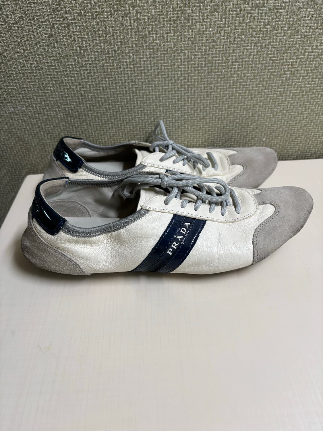 Prada Sneakers 상품이미지1
