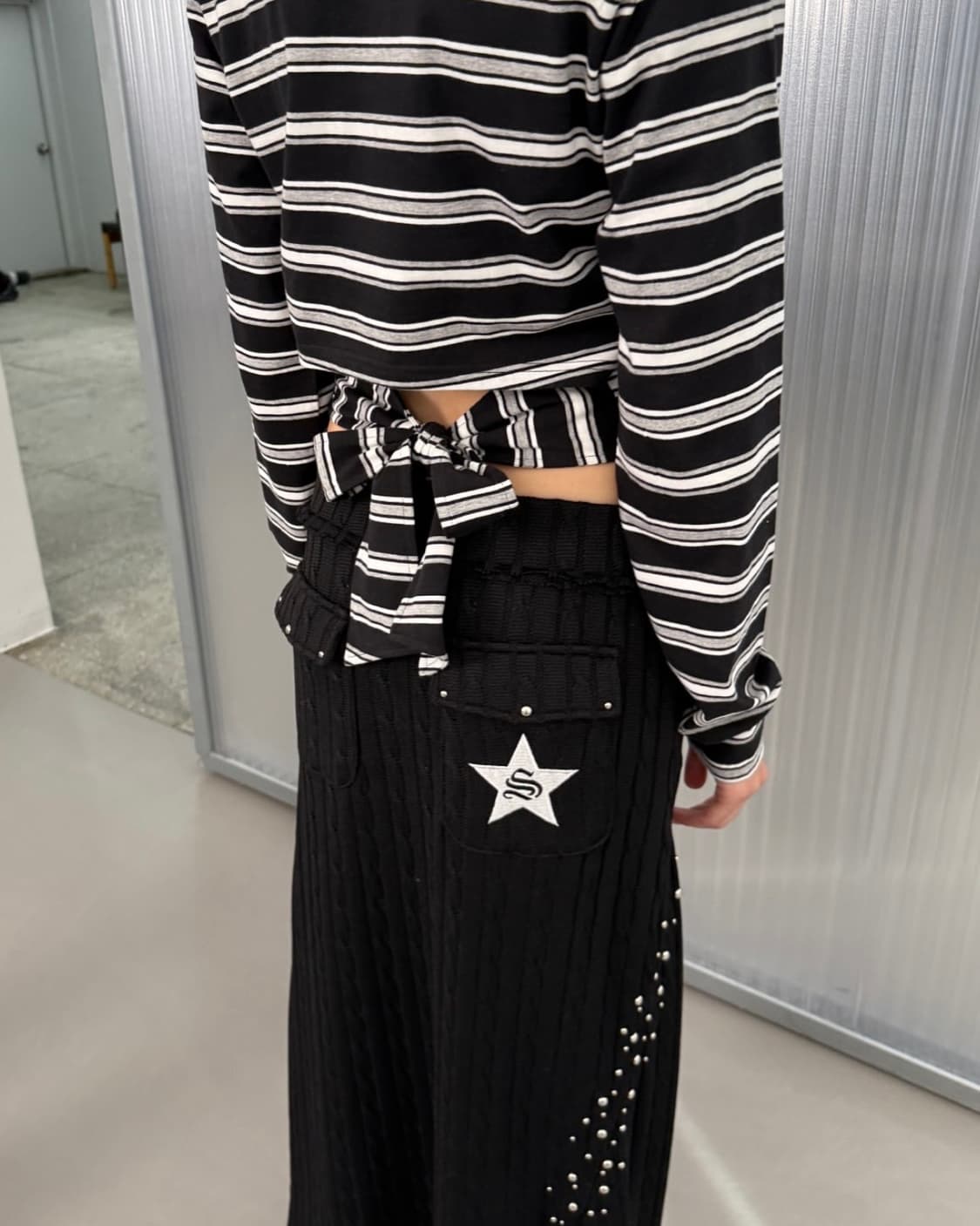 셋업이엑스이 KNIT STUDDED LONG SKIRT / BLACK 상품이미지3