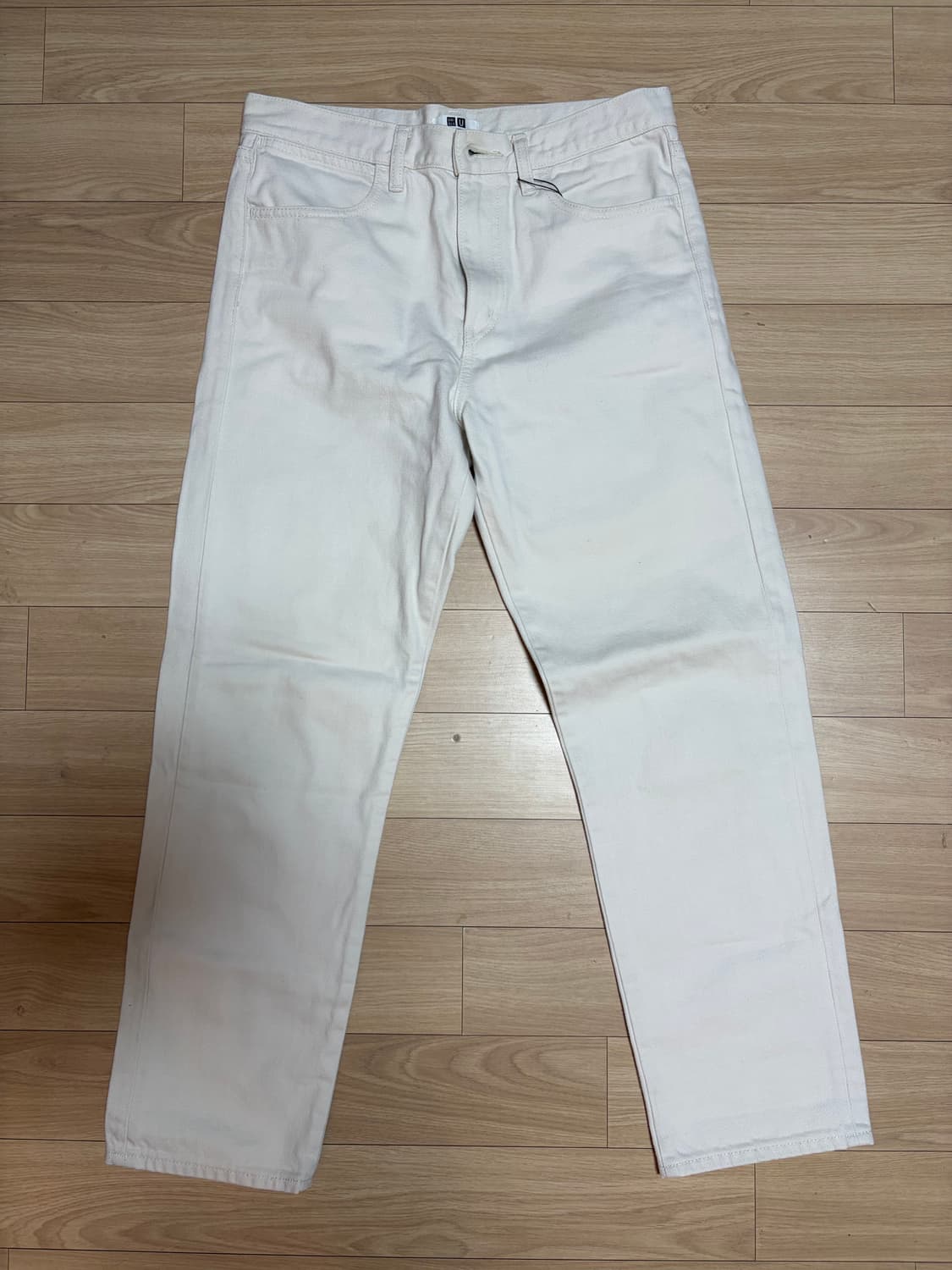  [A+급] 유니클로 U 레귤러 피트 진 에크루 (30사이즈) 상품이미지1