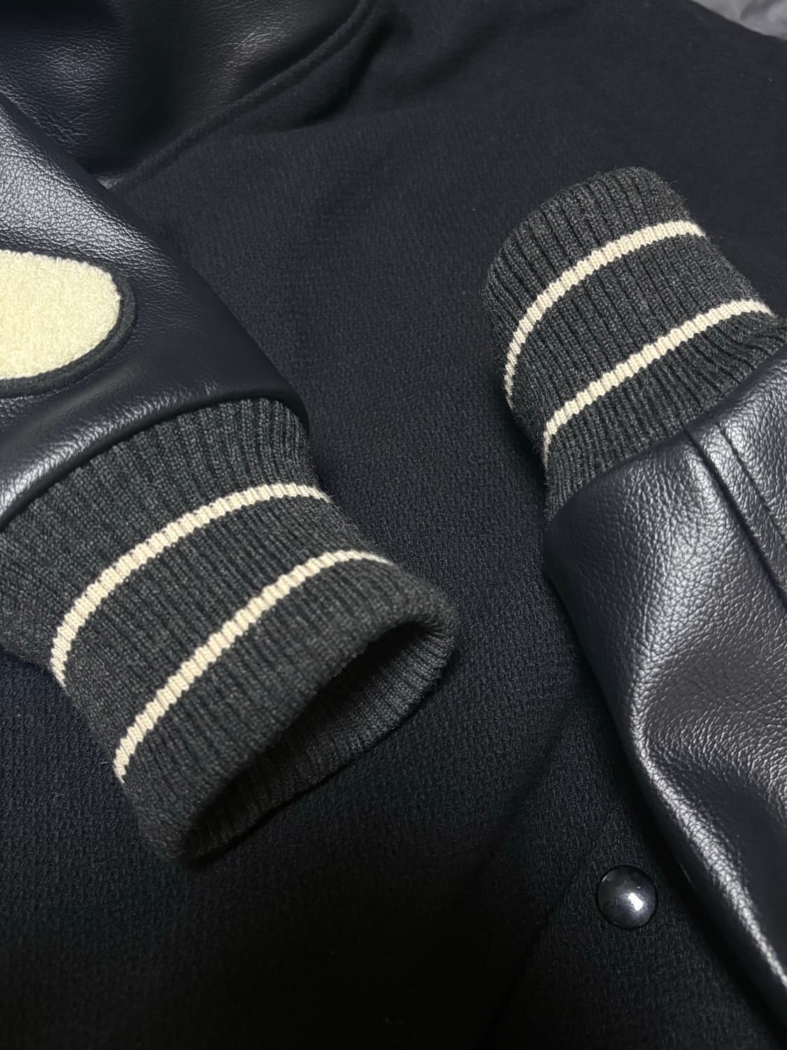 캐피탈 울 아이파이브 바시티 자켓 블랙 3 사이즈 최상급 상태 상품이미지7