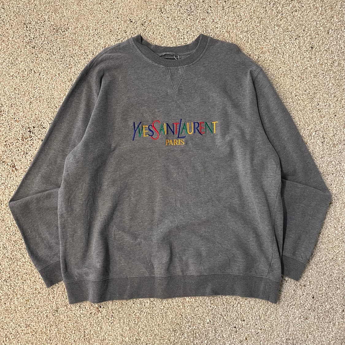 입생로랑 맨투맨 ⭐️970 상품이미지1