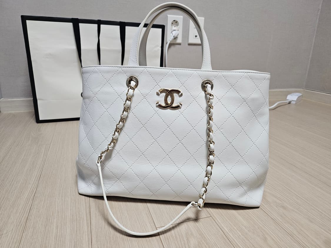 샤넬 퀠팅 시즌백 상품이미지1