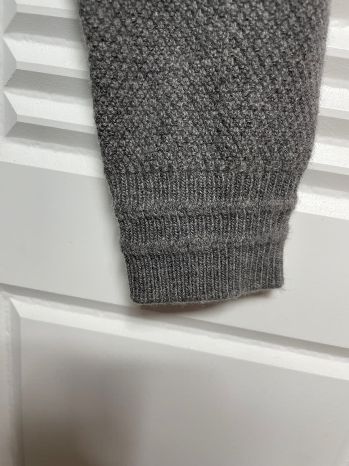 헤지스 집업 니트 상품이미지8