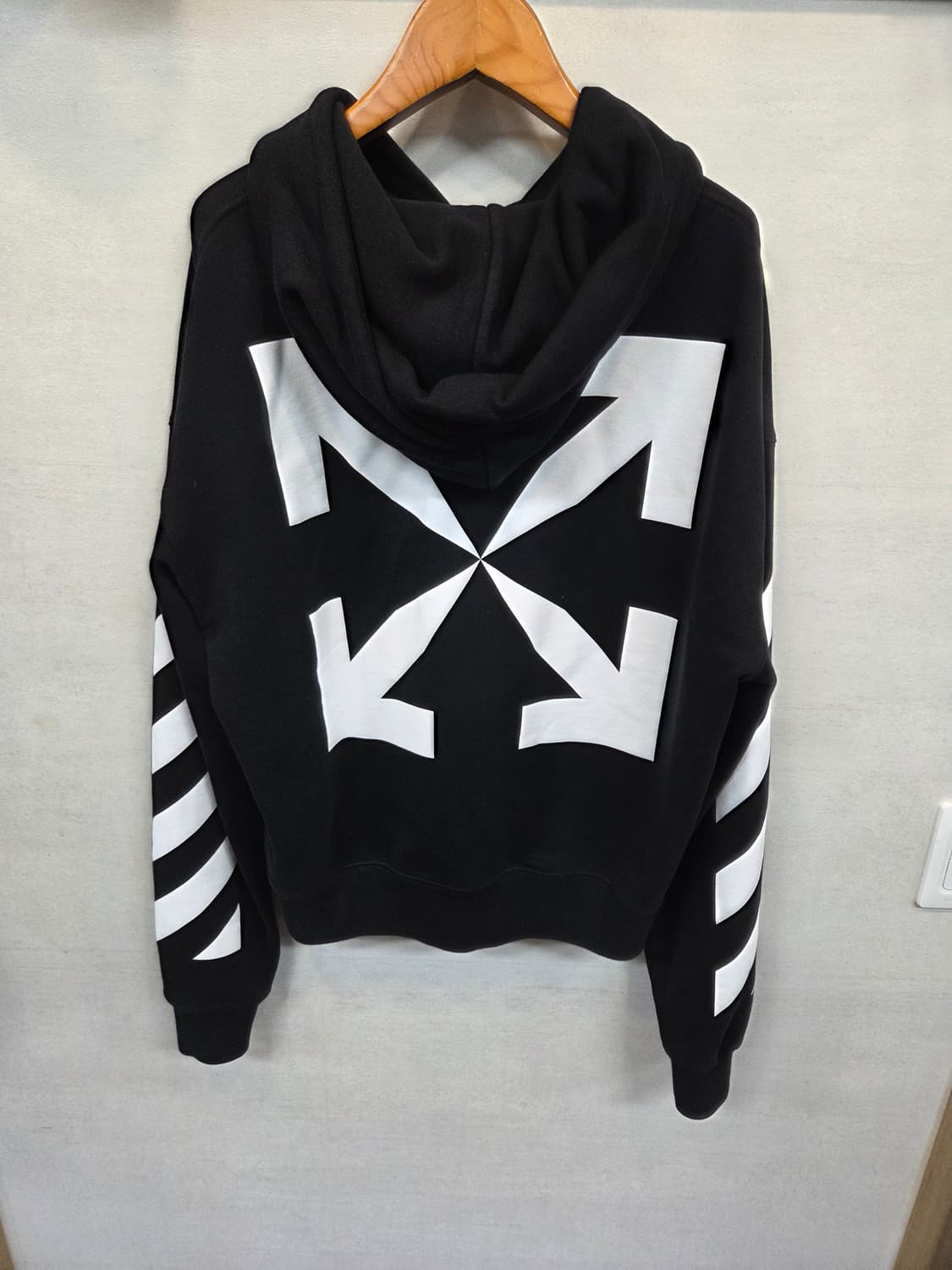 오프화이트 모나리자 기모 후드티 sp 상품이미지2