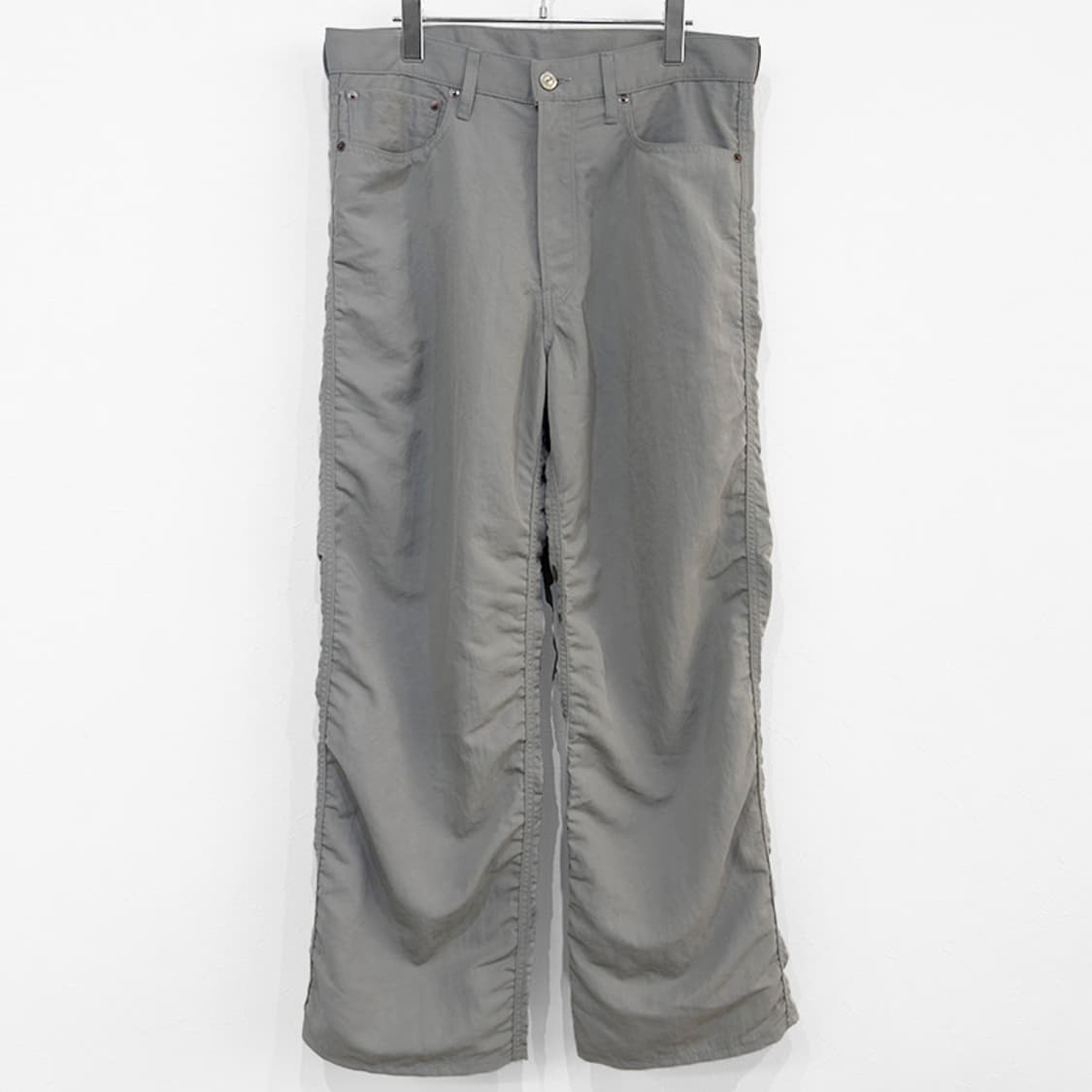 언유즈드 25FW 나일론 팬츠 그레이 2사이즈 판매합니다 상품이미지1