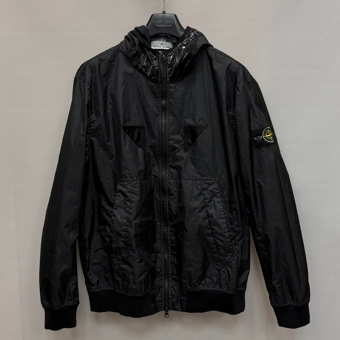 스톤아일랜드 멤브라나 3L 후드 자켓 (105) 상품이미지1