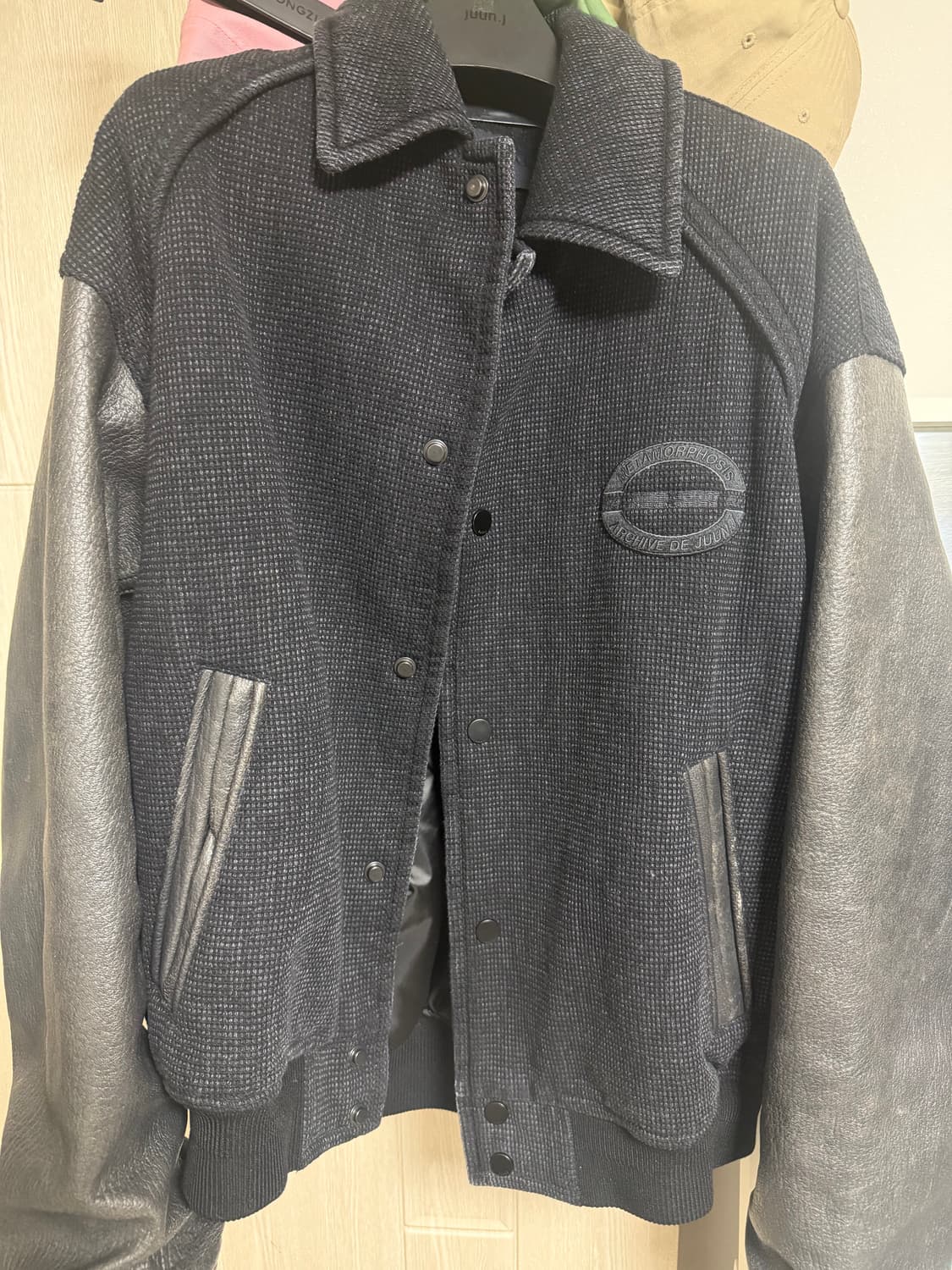 준지 26ss 펜시 데님 바시티 50사이즈 판매합니다 상품이미지1