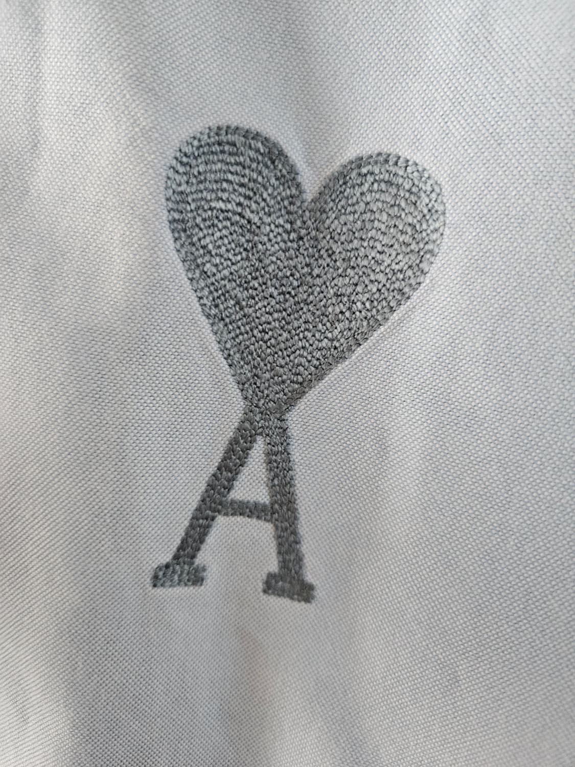 아미 톤온톤 하트 스카이블루 반팔 셔츠 M 사이즈 판매합니다(최종가) 상품이미지4