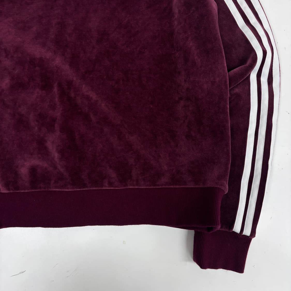 아디다스 벨벳 맨투맨 상품이미지5