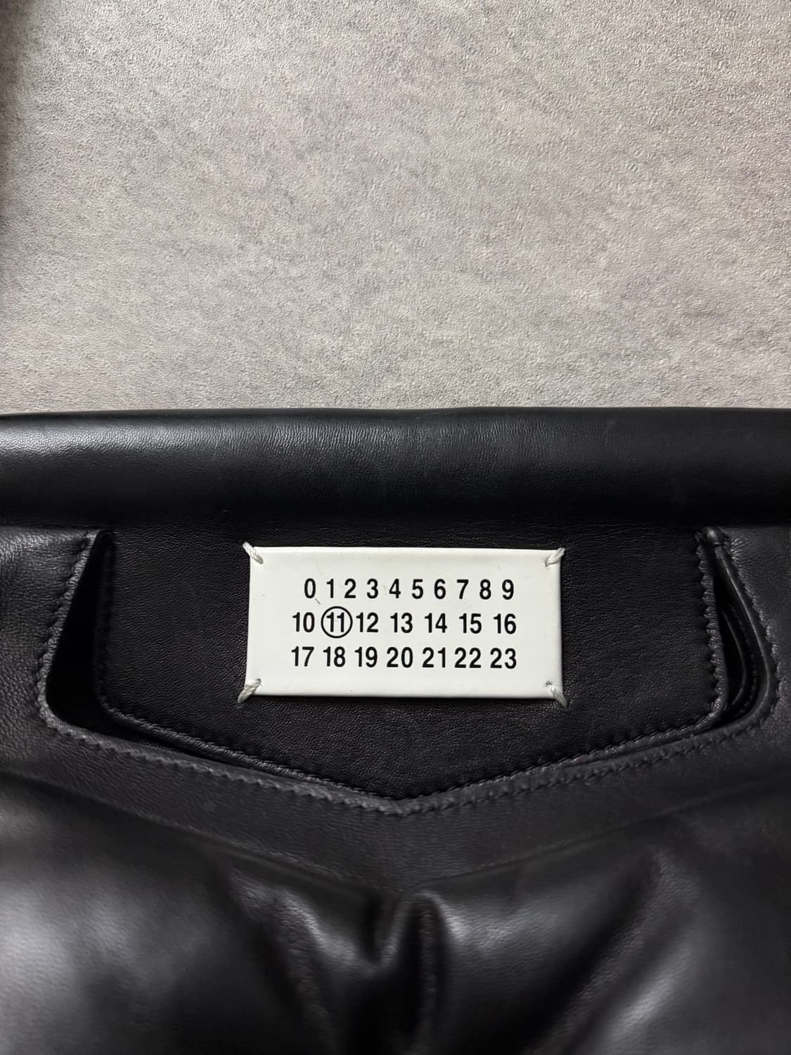 마르지엘라 글램 미들 숄더백  상품이미지8