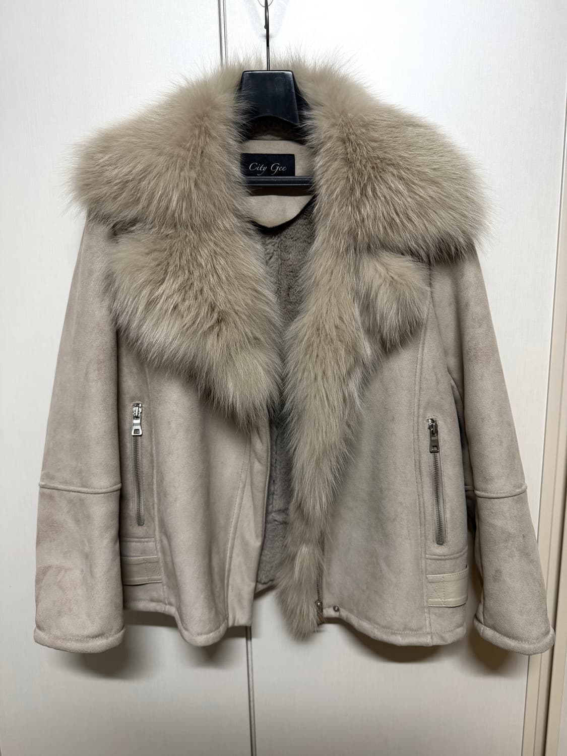 city gee 무스탕 자켓 상품이미지7