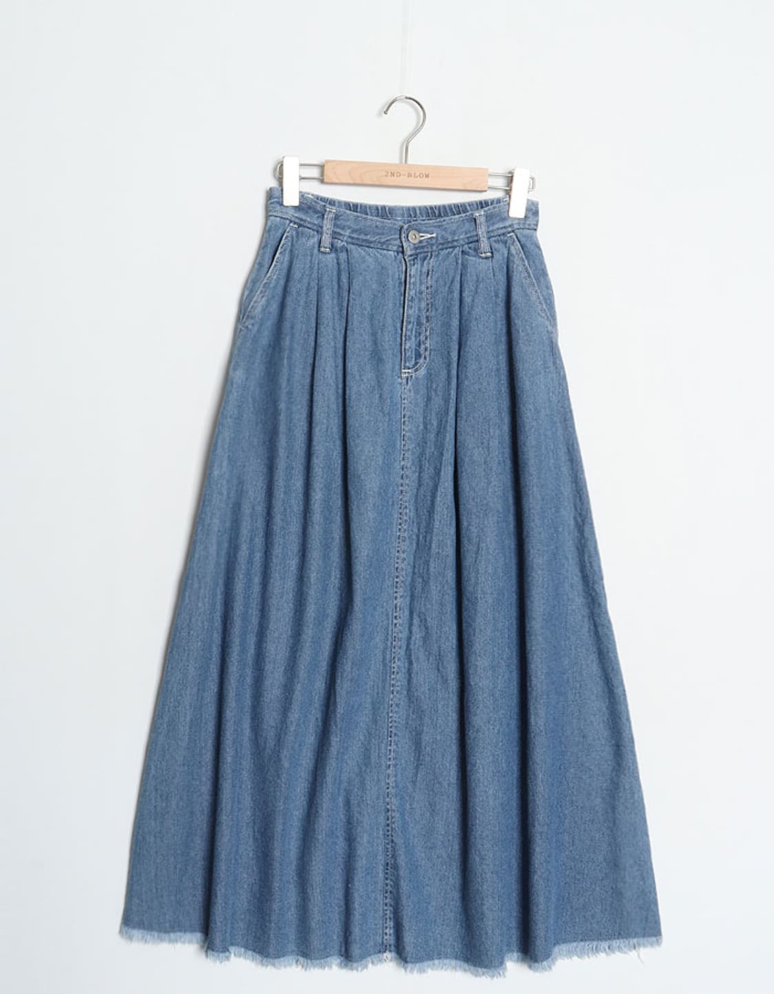 RADIATE Tuck Flared Skirt (27) 상품이미지1