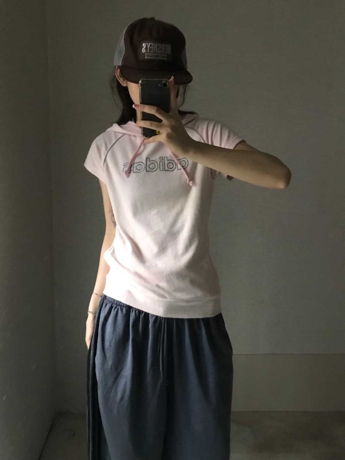 아디다스 00s 연핑크 테리 반팔 후드티 상품이미지3