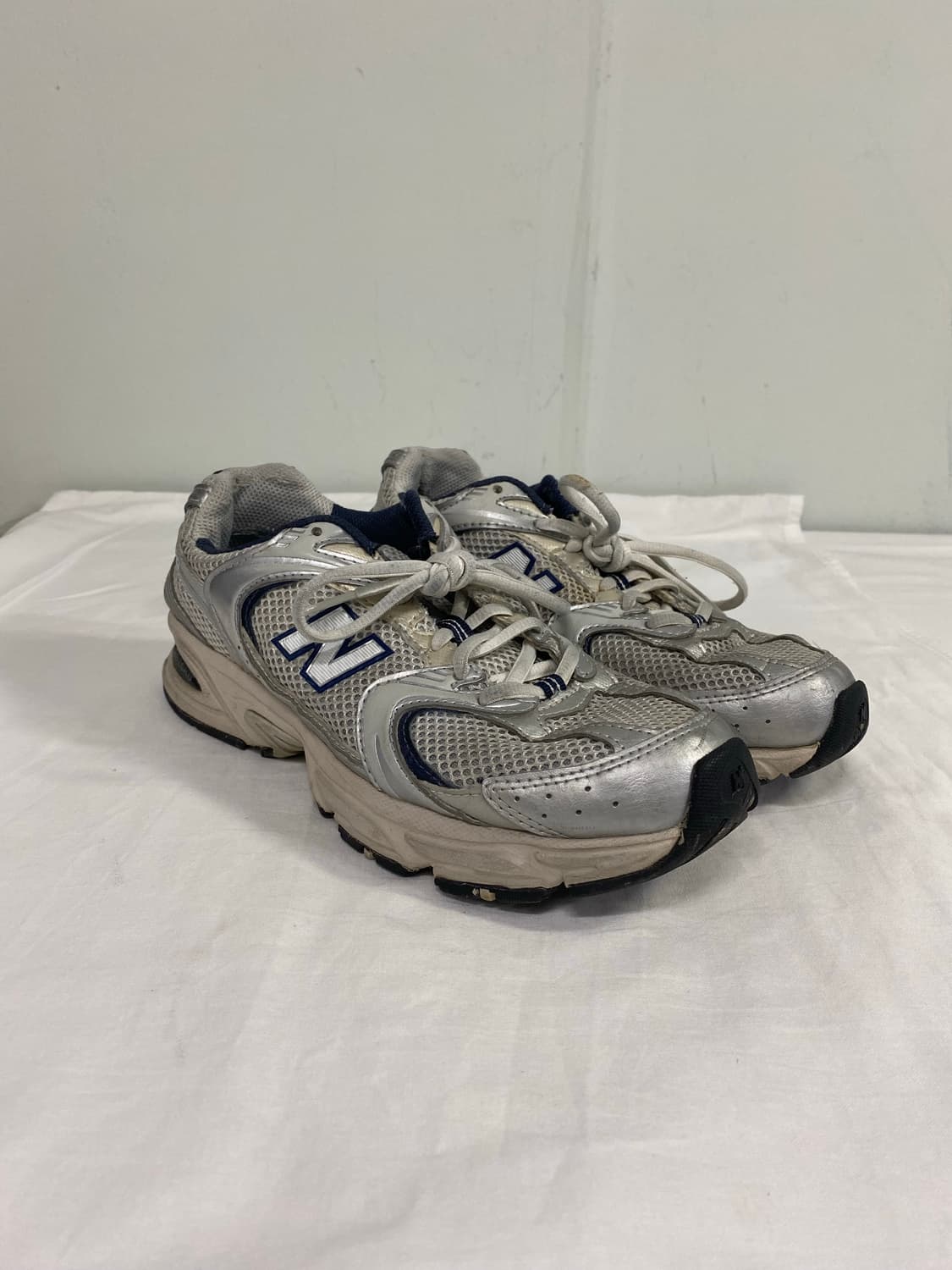 뉴발란스 530 스틸그레이 스니커즈 240 <44> 상품이미지3