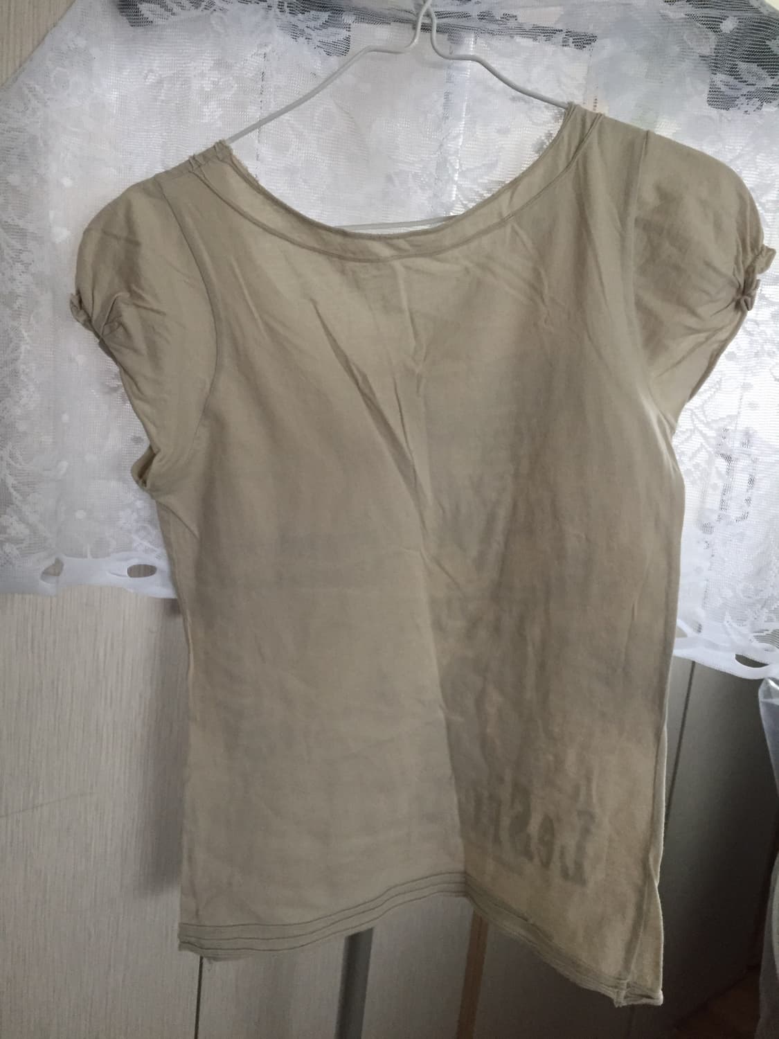 빈티지 프린팅 리본 디테일 반팔티셔츠 상품이미지3