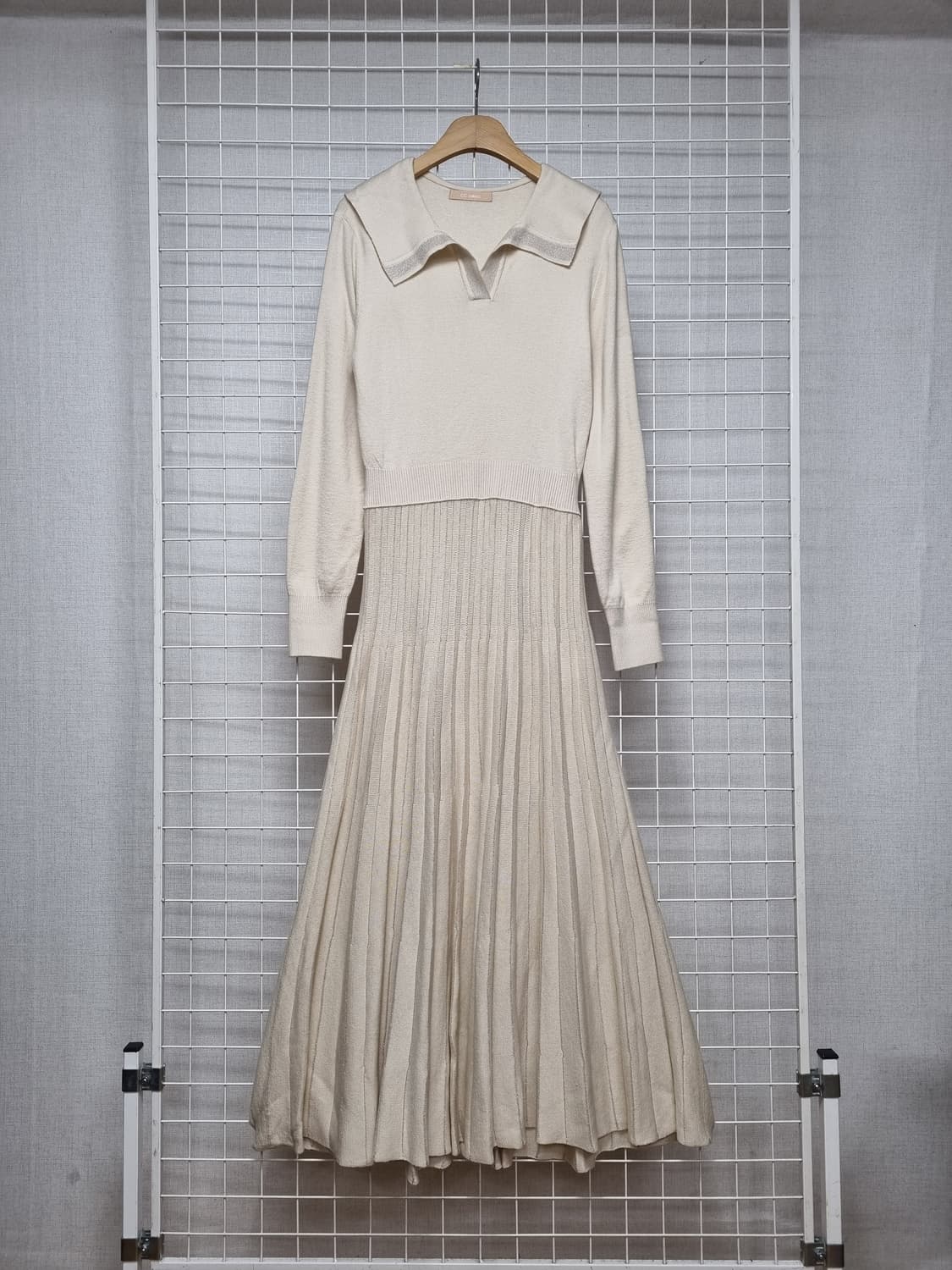 씨씨콜렉트 니트원피스 상품이미지1