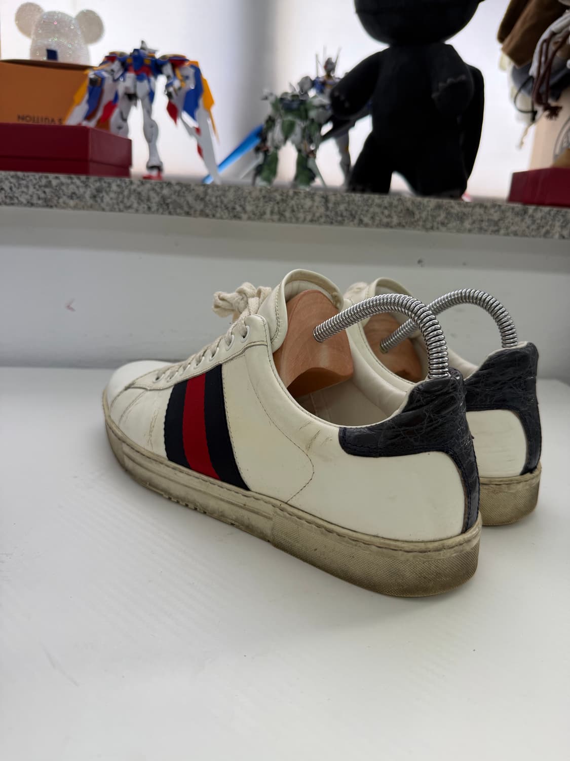 정품) 구찌 남성 삼선 스니커즈 41.5 상품이미지6