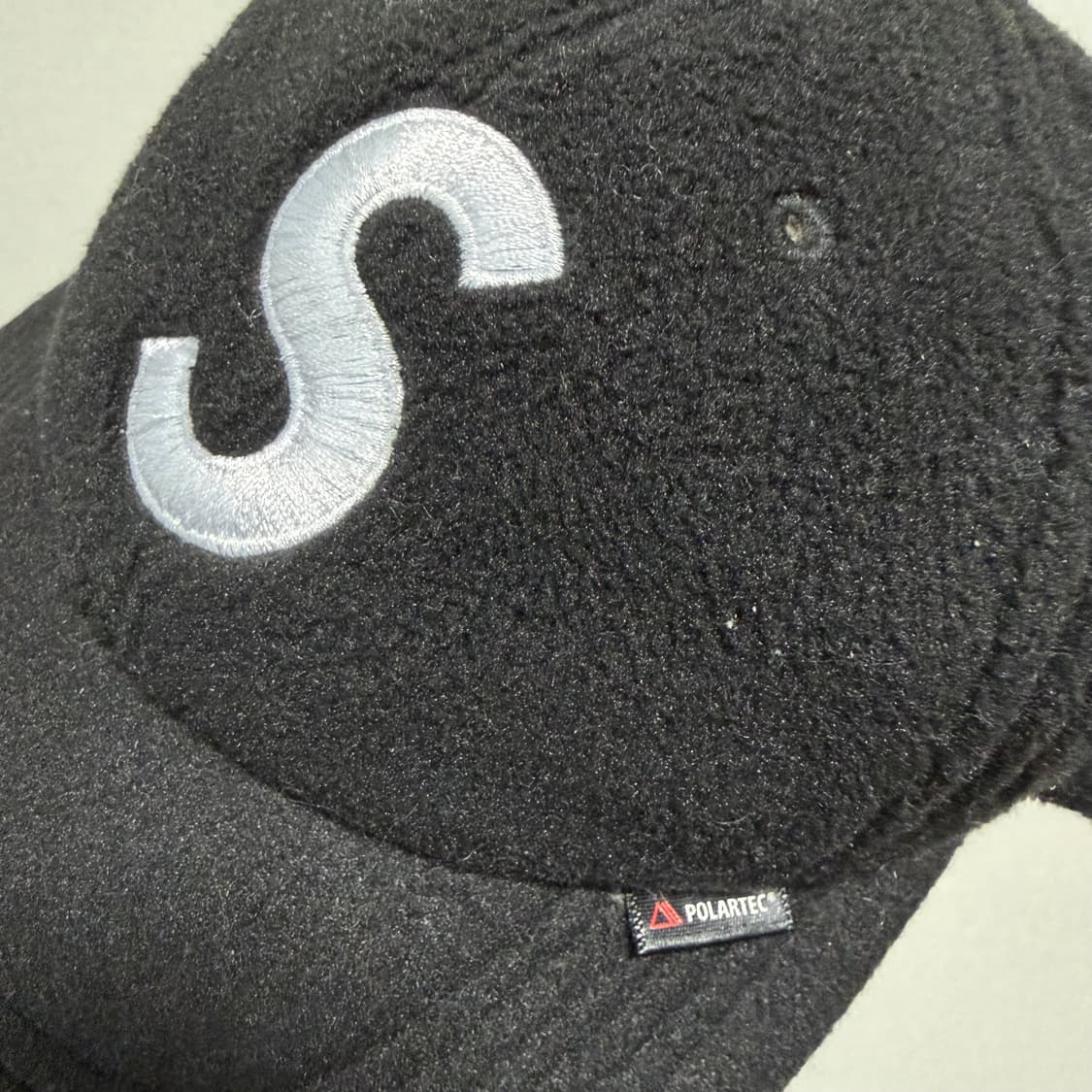 슈프림 S로고 6패널 볼캡 폴라텍 상품이미지2