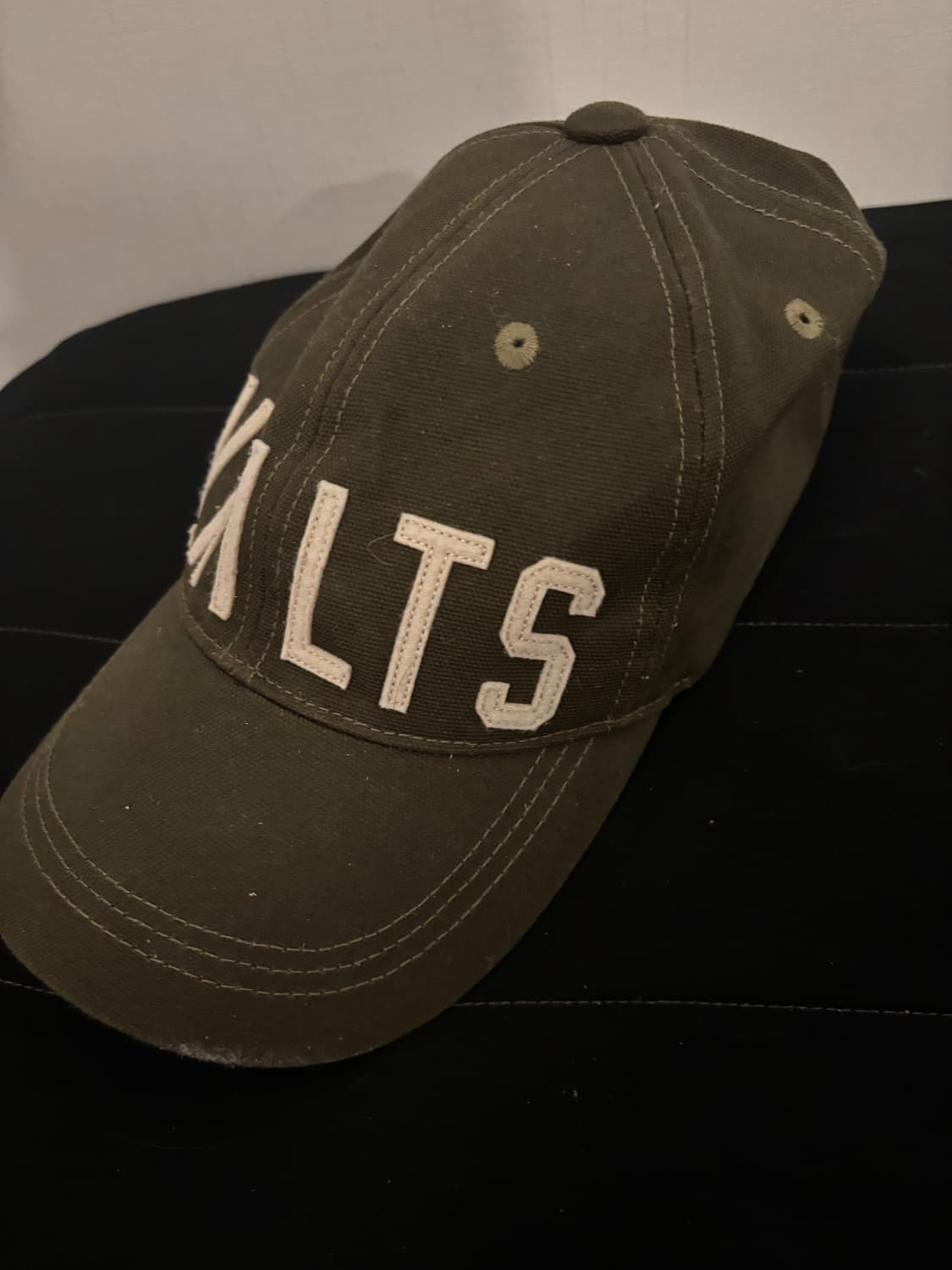 토이즈맥코이 대탈주 60주년 vhilts 볼캡 상품이미지2