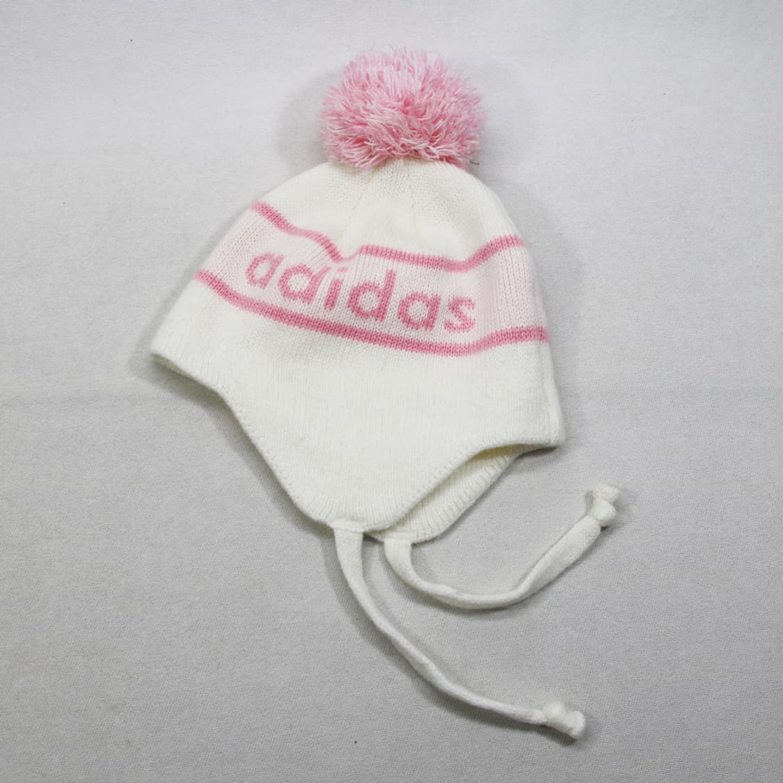 (착용컷) 아디다스 귀도리 방울 비니 (54~57cm) 상품이미지3