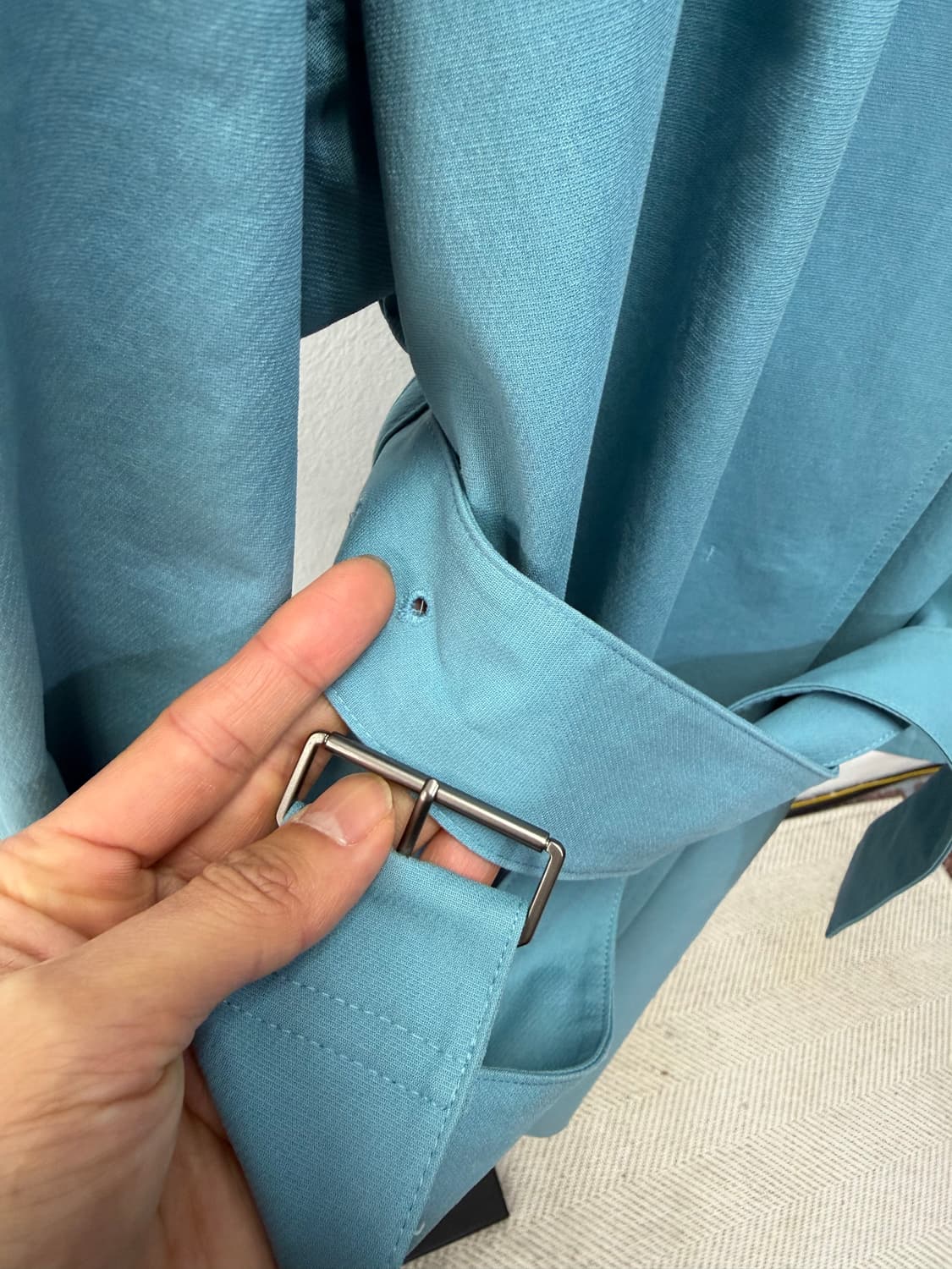 정품) LATT BY T 래트바이티 한섬 블루 트렌치 코트 82 상품이미지4