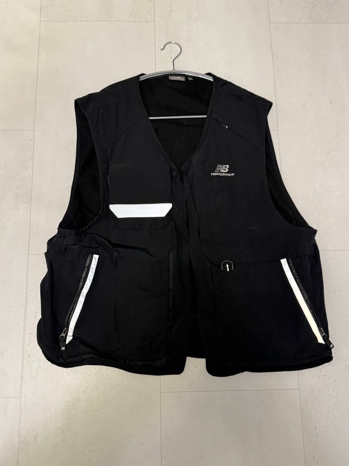 뉴발란스 카메라맨 조끼 XXL 110 팝니다. 상품이미지1